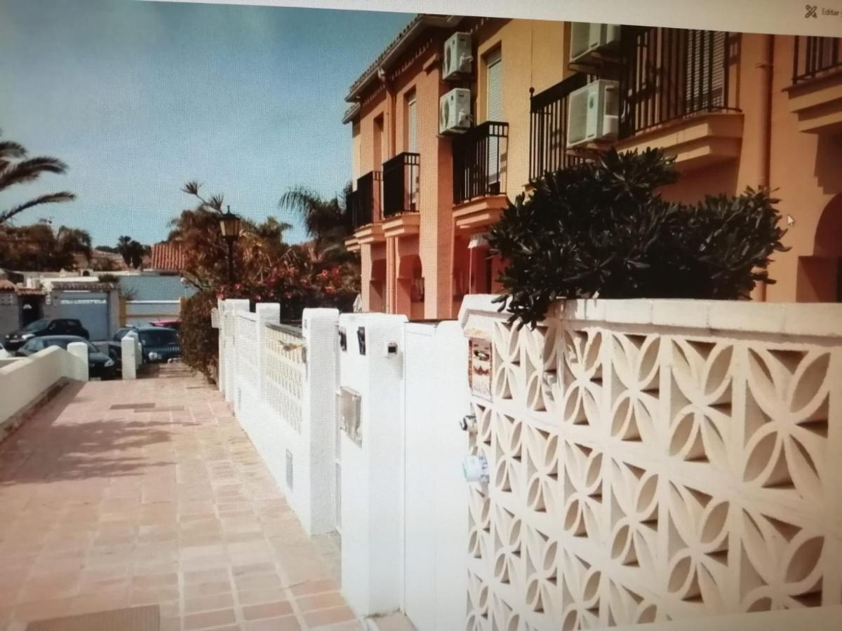 Apartamento Decada Los Alamos Торремолинос Экстерьер фото